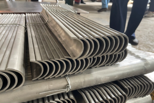 炉膛不锈钢防磨瓦常用的材质有哪些？