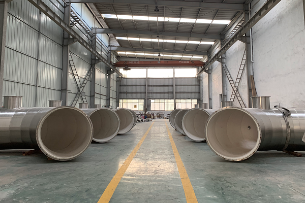 破损锂电池的内衬贴片管道